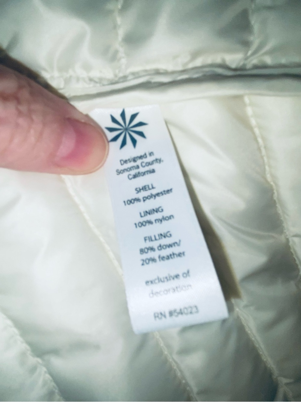 ATHLETA DOWN PUFFER VEST - Picture 16 of 16